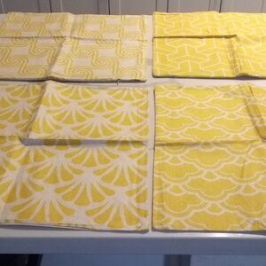Throw Pillow Covers Set of 4‎ Yellow Geometric Print 17x17" NEW